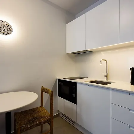 بيت للعطل Azure ناوسا