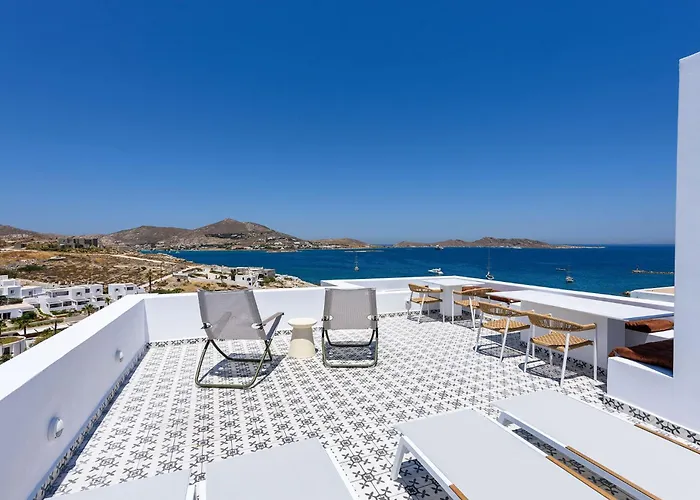 Nyaraló Azure Náusza