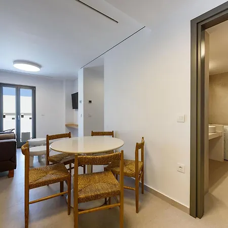 Azure Semesterbostad